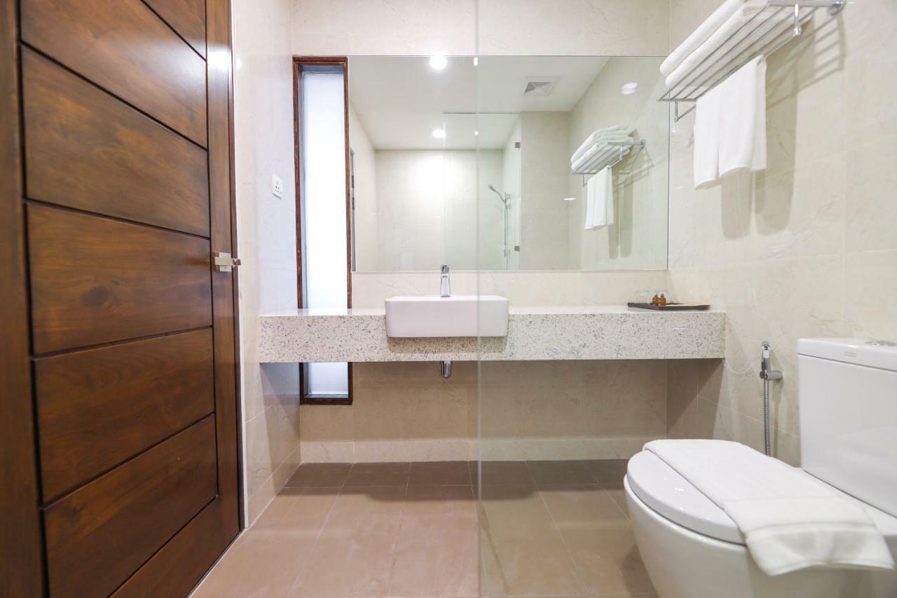 Hlaine Tet Hotel Yangon Exterior photo